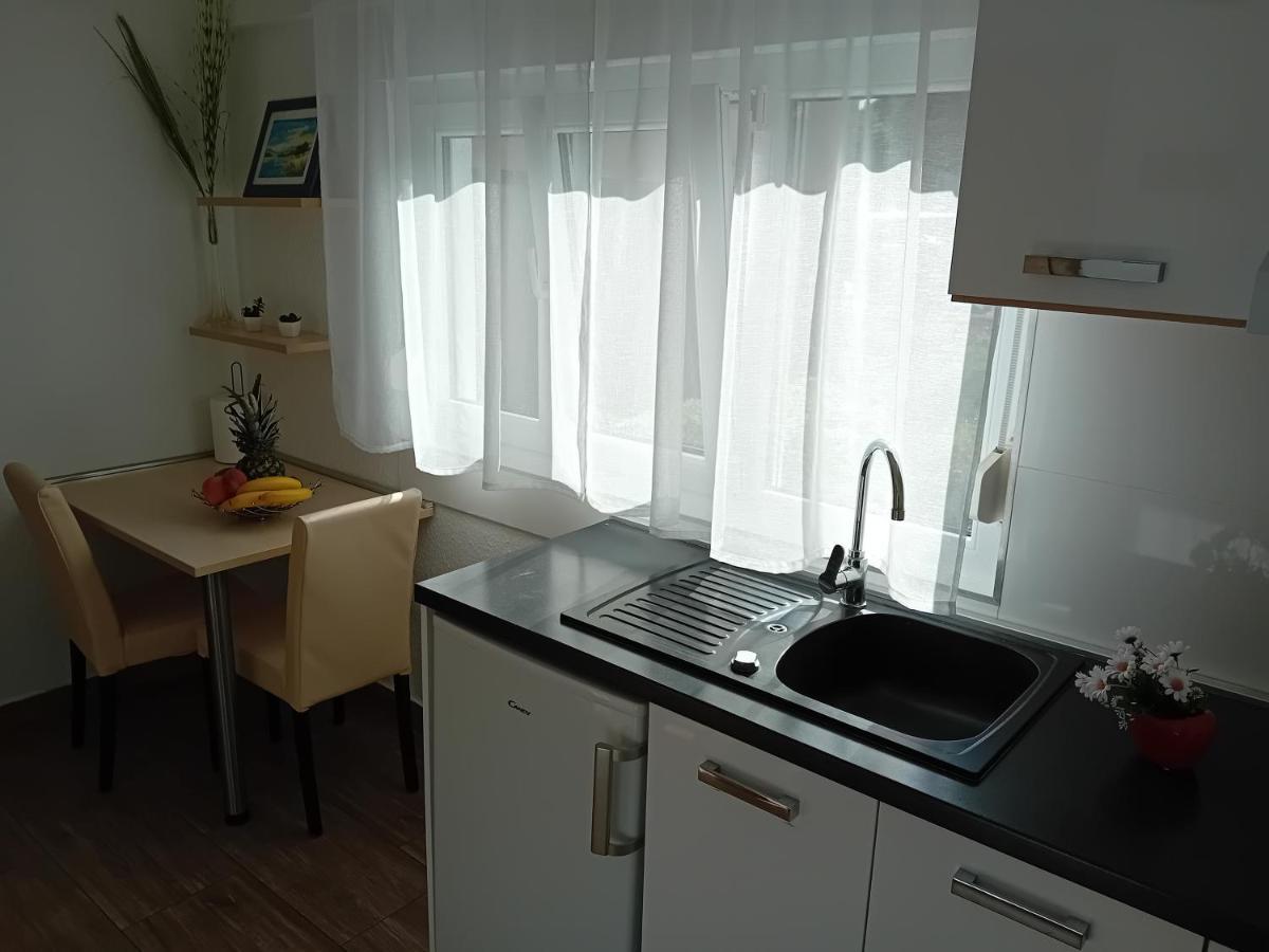 Apartment Nikol PUY Eksteriør bilde