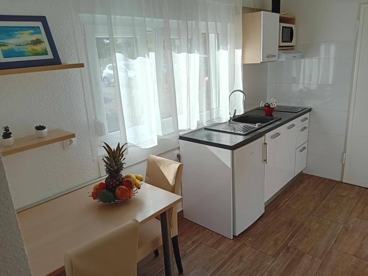 Apartment Nikol PUY Eksteriør bilde